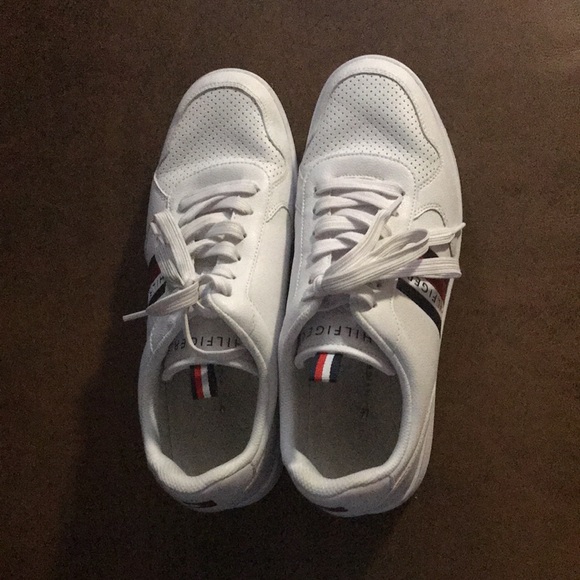 I am Selling new Tommy Hilfiger shoes for cheap - Picture 3 of 11